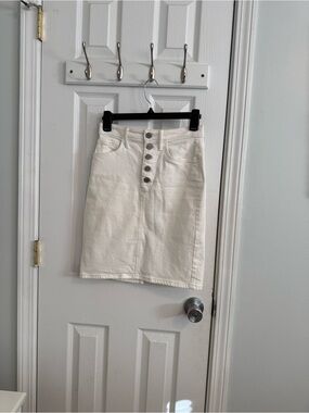 Banana Republic High-Rise Button-Front White Denim Skirt